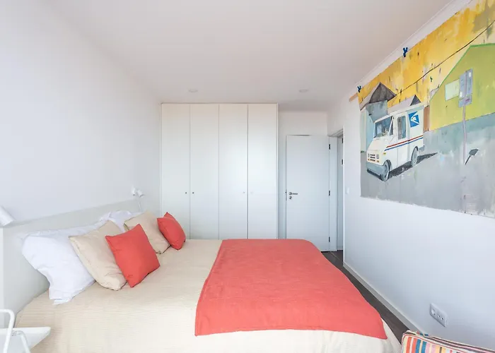 Sea Clouds Apartment Carcavelos (Lisbon)